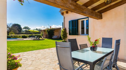 Villa Son Pere Dining area