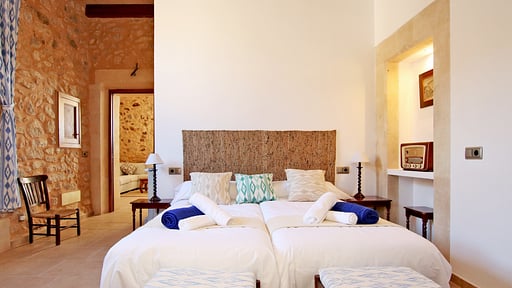 Villa Son Pons Schlafzimmer 1