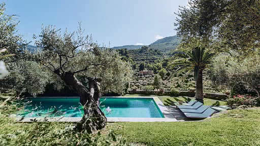 Villa Son Salas Бассейн