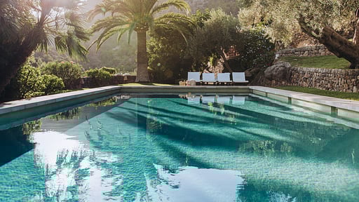 Villa Son Salas Бассейн