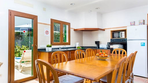 Villa Son Siuana Dining area