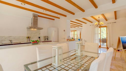 Villa Son Tord Dining area