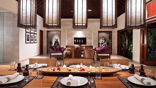 Villa Songket Dining area