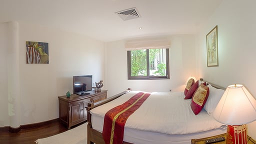 Villa Sonthaya Спальня 3