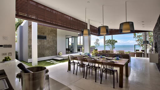 Villa Soong Dining area
