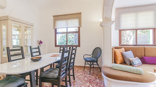 Villa Sophie Dining area