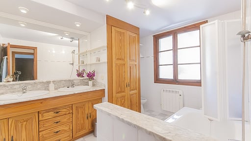 Villa Sophie Bedroom 1