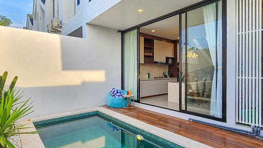 Villa Sorano Seminyak Piscina