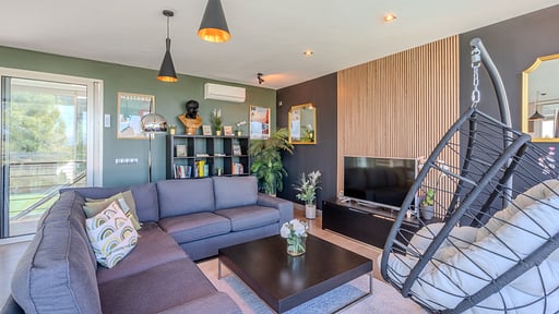 Villa Sorastra Salon