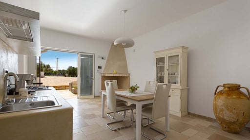 Villa Sorrentino Kitchen 1