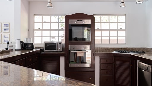 Villa Sous la Falaise Kitchen