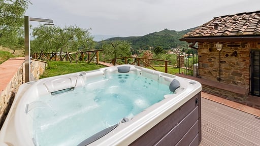 Villa Splendia Jacuzzi