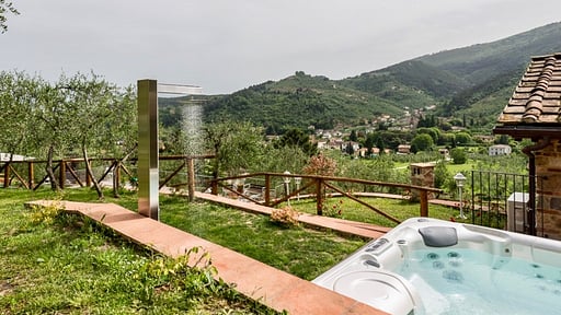Villa Splendia Jacuzzi