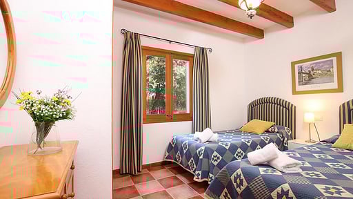 Villa Spruce Спальня 2