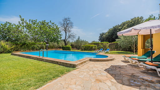 Villa Squash Swimming pool