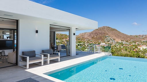 Villa Star Swimming pool