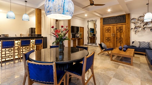 Villa Starella Dining area