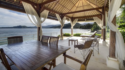 Villa Stella Dining area