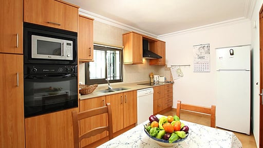 Villa Stone White Cocina