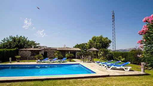 Villa Stone White Piscina