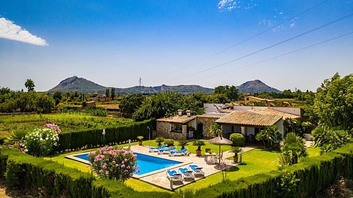 Villa Stone White Fotos de dron