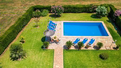 Villa Stone White Fotos de dron