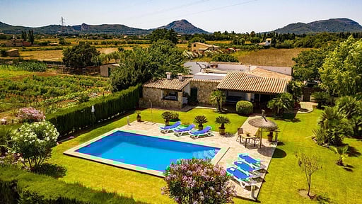 Villa Stone White Fotos de dron