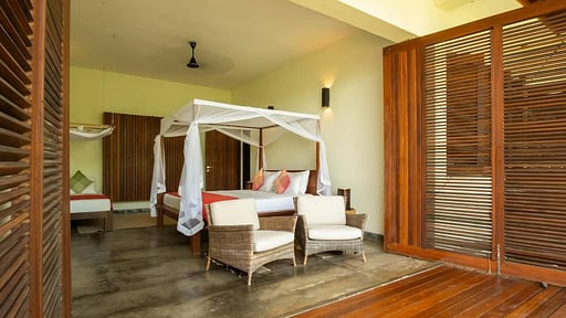 Stow House Bedroom 2