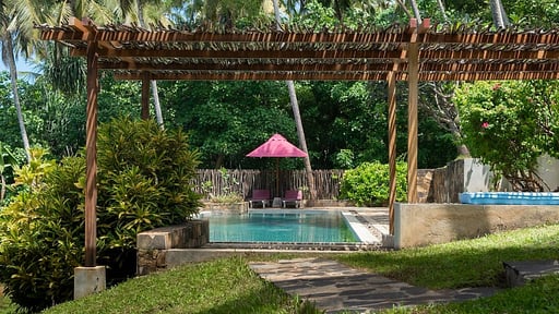 Stow House Swimming pool