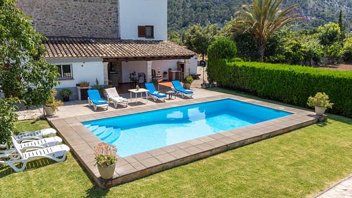 Villa Suari Бассейн