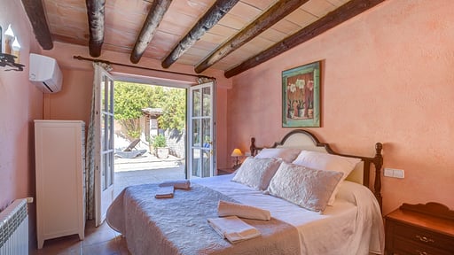 Villa Suavet Petit Bedroom 1