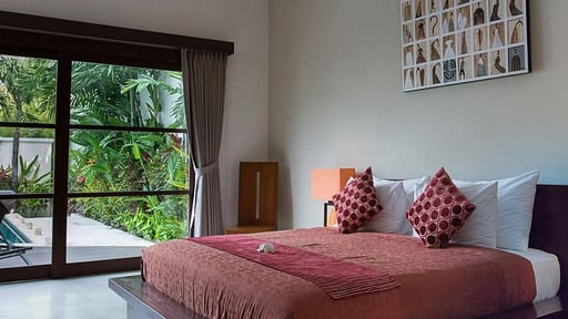 Villa Suliac Bedroom 1
