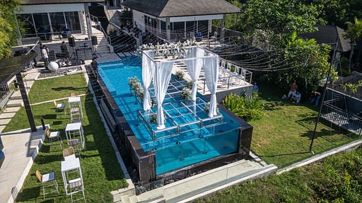 Suluban Cliff Villa Wedding pictures