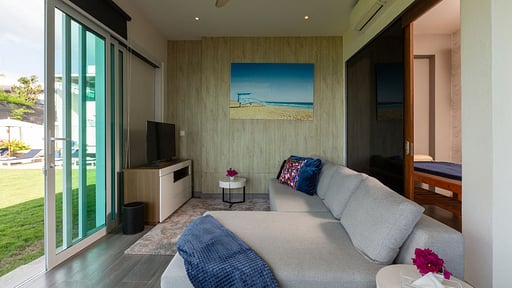 Villa Summer Estate Medienraum