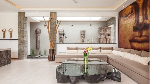 Villa Summertime Salon