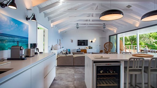 Villa Summertime Kitchen