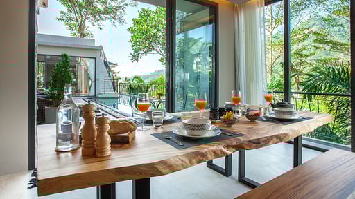 Villa Sunnyside Dining area