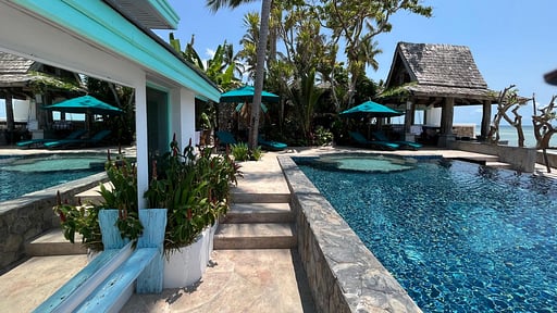 Villa Sunrise Golden Beach Piscina