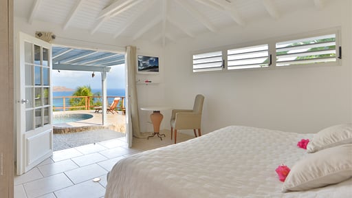 Villa Sunrise Bedroom 1