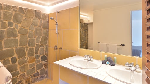 Villa Sunrise Bedroom 2