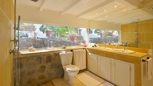 Villa Sunrise Bedroom 3