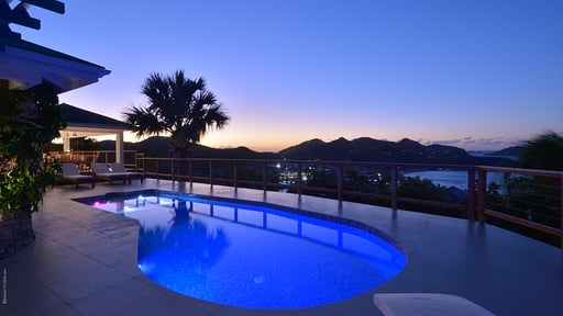 Villa Sunrise Swimming pool
