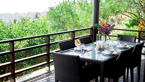 Villa Sunset Heights Dining area