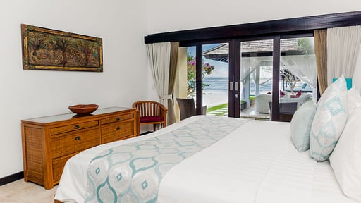 Villa Sunset Bedroom 2