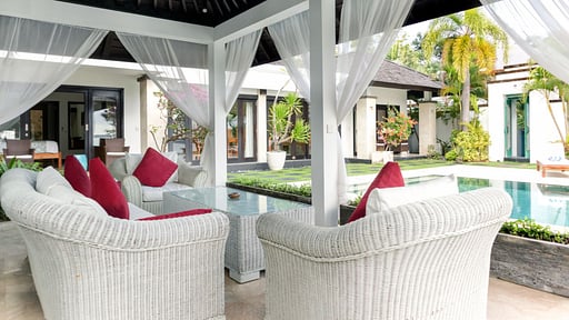 Villa Sunset Gazebo