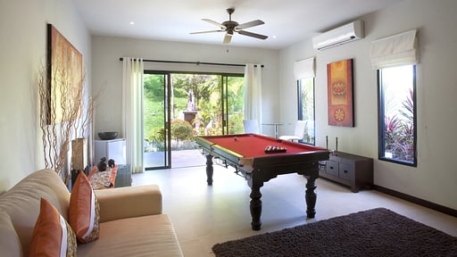 Villa Sunstone Billiard