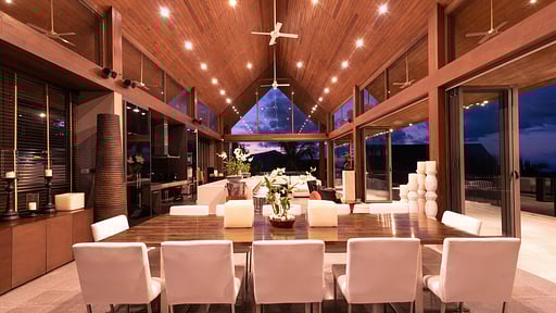 Villa Suralai Essecke