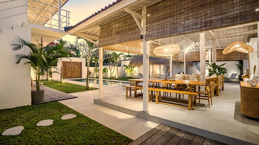 Villa Surga Julie Salon