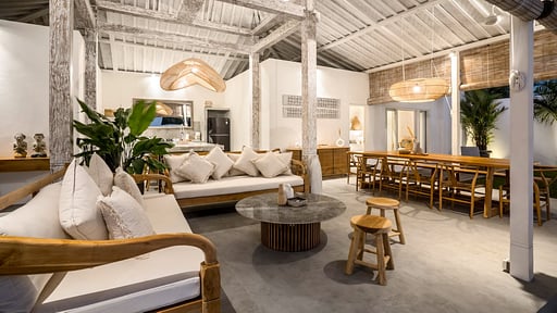 Villa Surga Julie Salon