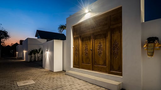 Villa Surga Julie Autres